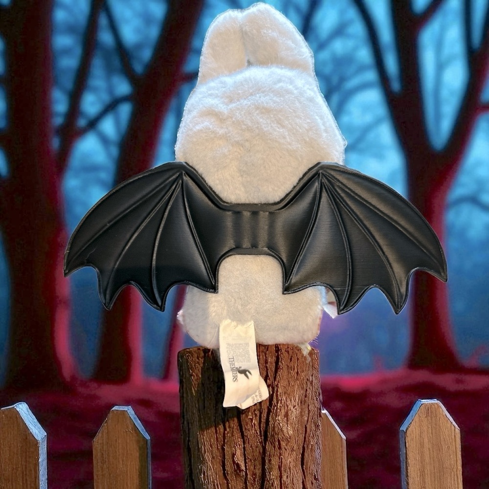 3D printed Black Bat Wings for Labubu (doll not included )